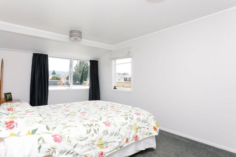Photo of property in 17 Victor Street, Dannevirke, 4930