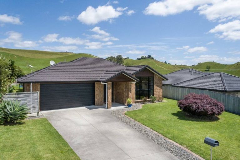 Photo of property in 182 Ballintoy Park Drive, Welcome Bay, Tauranga, 3175