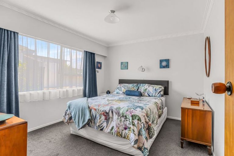 Photo of property in 277 Aberdeen Road, Gisborne, 4010