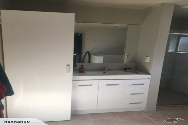 Photo of property in 2 Bellbrook Crescent, Shirley, Christchurch, 8013