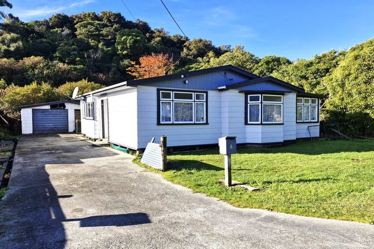 Photo of property in 8 South Street, Runanga, 7803