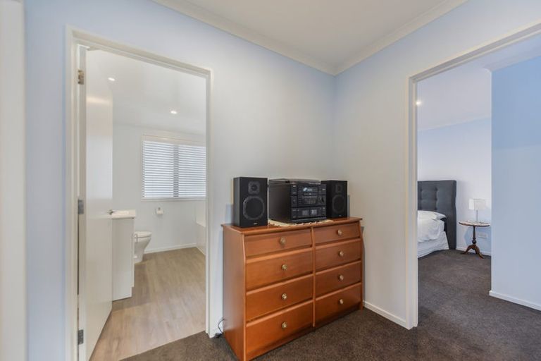 Photo of property in 35 Berryfield Drive, Richmond, 7020