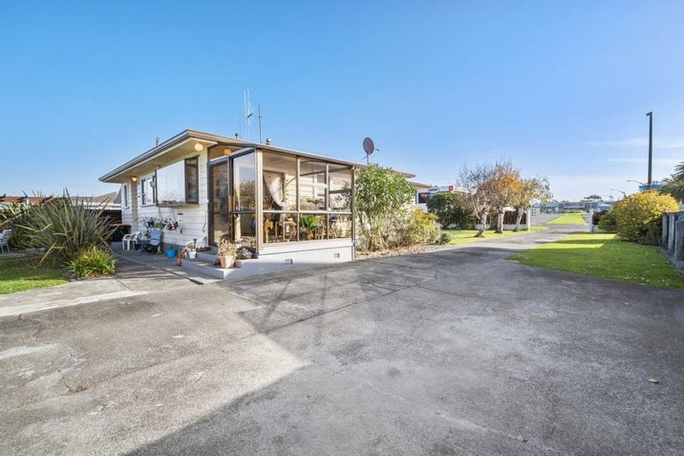 Photo of property in 448 Tremaine Avenue, Takaro, Palmerston North, 4410