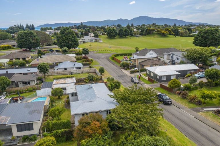 Photo of property in 1 Huia Road, Raumati Beach, Paraparaumu, 5032