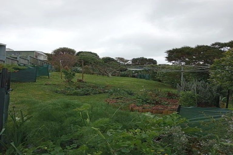 Photo of property in 10 Ogilvy Terrace, Plimmerton, Porirua, 5026