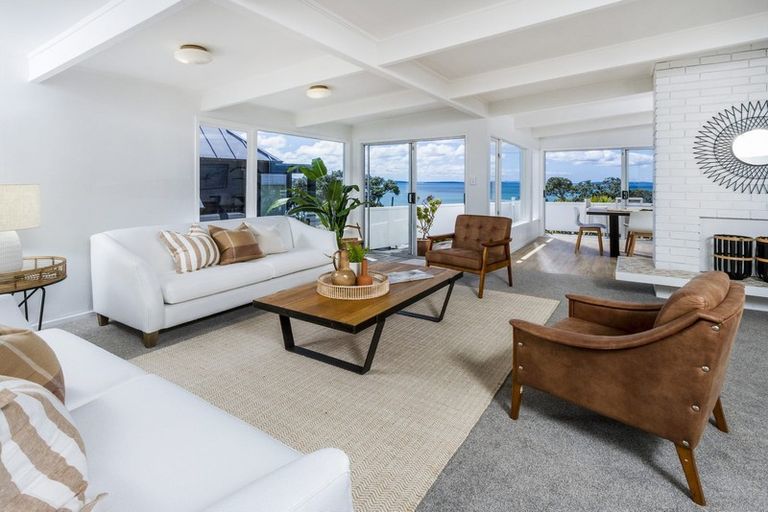 Photo of property in 29 Whitby Crescent, Mairangi Bay, Auckland, 0630