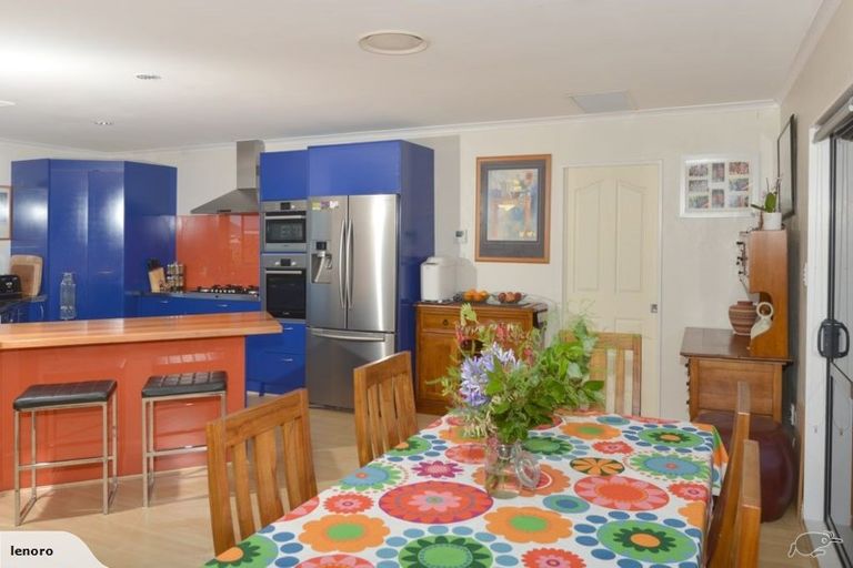 Photo of property in 8 Kihi Place, Ruakaka, 0116