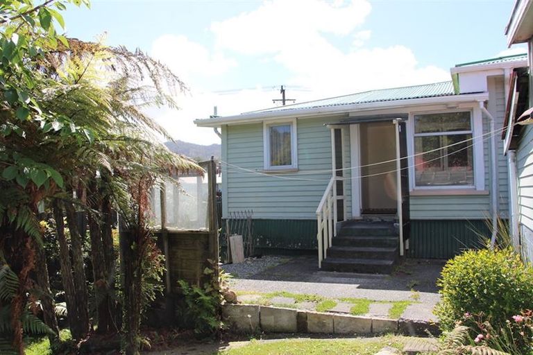 Photo of property in 25a Ballance Street, Runanga, 7803