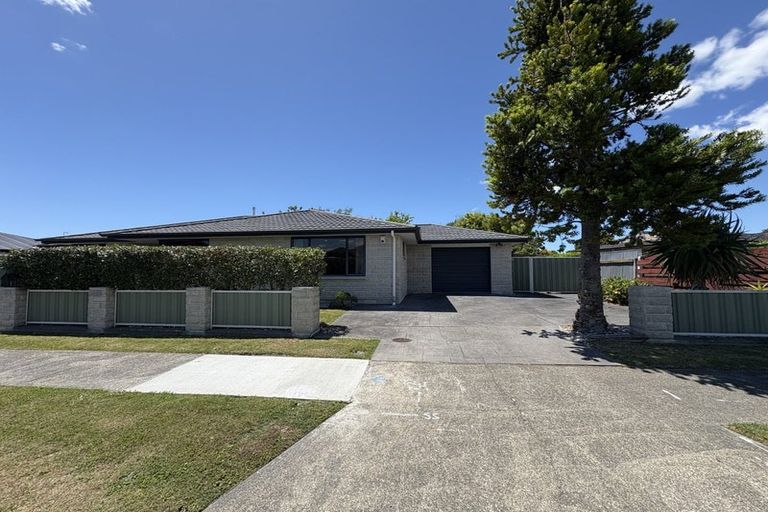 Photo of property in 1 Moorhouse Street, Taradale, Napier, 4112