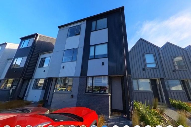 Photo of property in 56 Ara Paiwhenua, Tawa, Wellington, 5028