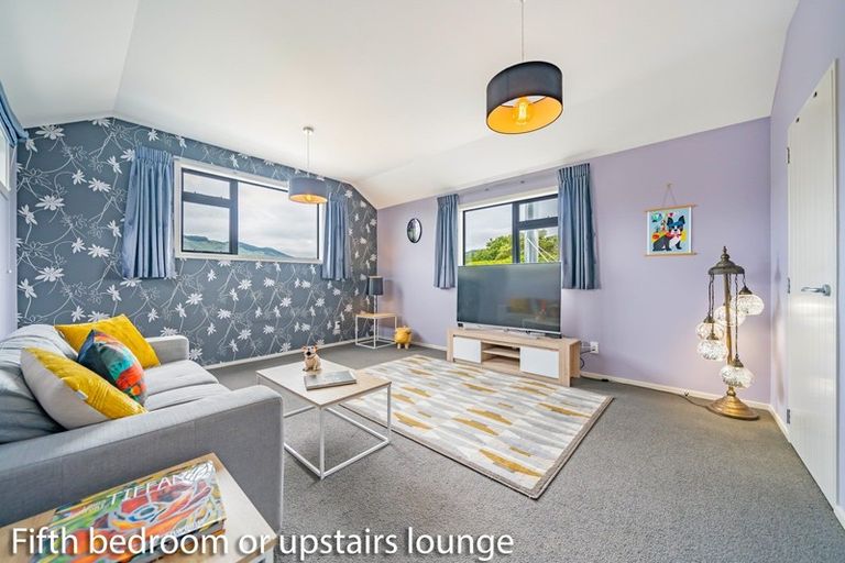 Photo of property in 15 Thackeray Street, Trentham, Upper Hutt, 5018