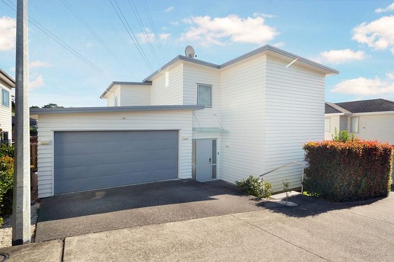Photo of property in 133h Connell Street, Blockhouse Bay, Auckland, 0600