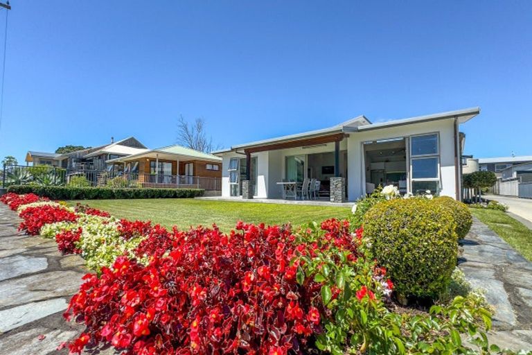 Photo of property in 207a Beach Road, Whangamata, 3620