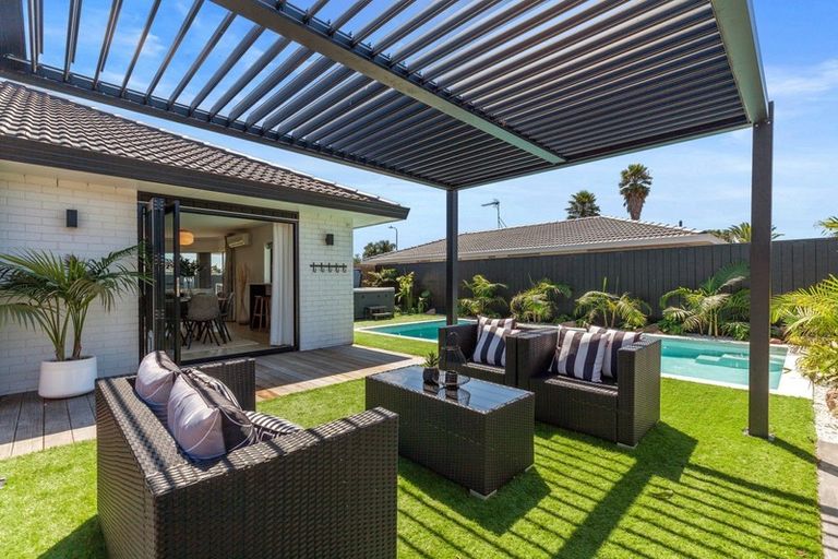 Photo of property in 78 Pacific View Road, Papamoa Beach, Papamoa, 3118