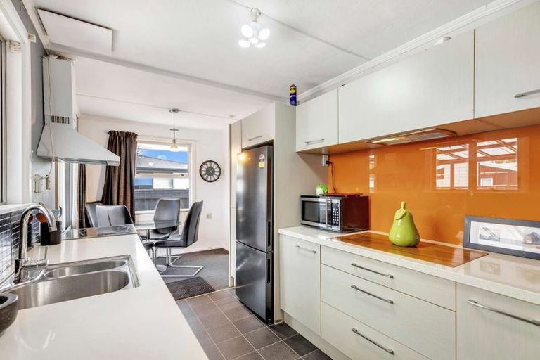 Photo of property in 23 Leeds Street, Milson, Palmerston North, 4414