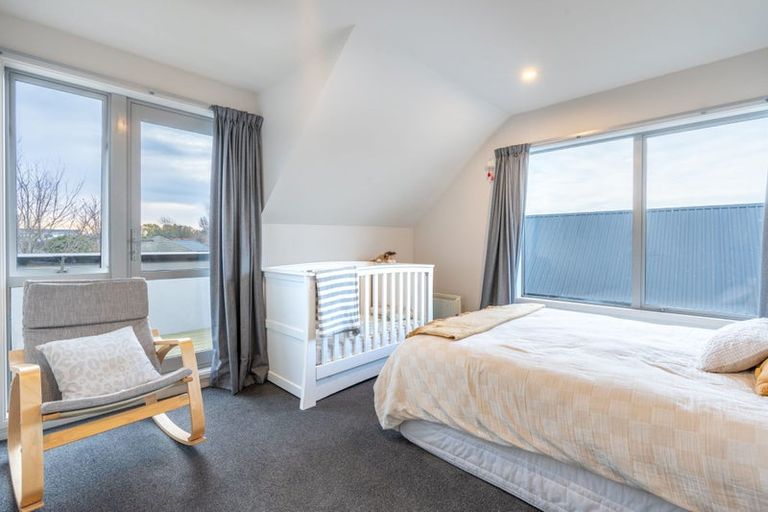 Photo of property in 7 Goodall Place, Redwood, Christchurch, 8051