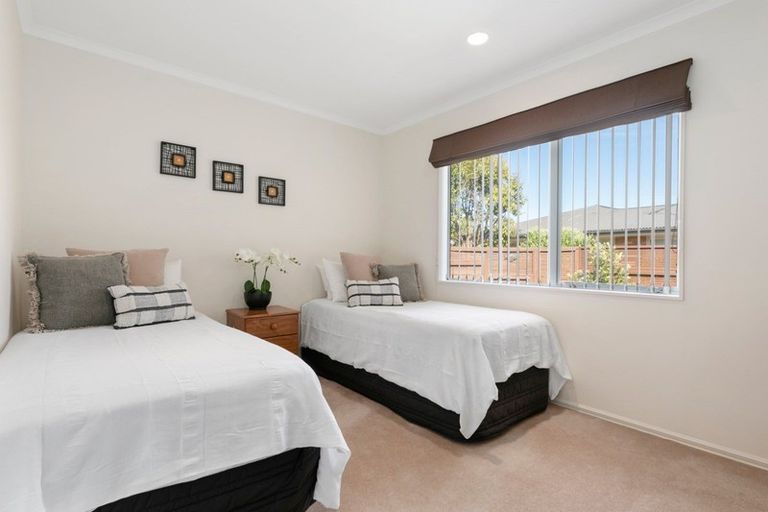 Photo of property in 210 Ngatai Road, Otumoetai, Tauranga, 3110