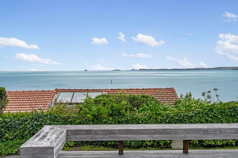 Photo of property in 35 Kitchener Road, Takapuna, Auckland, 0622