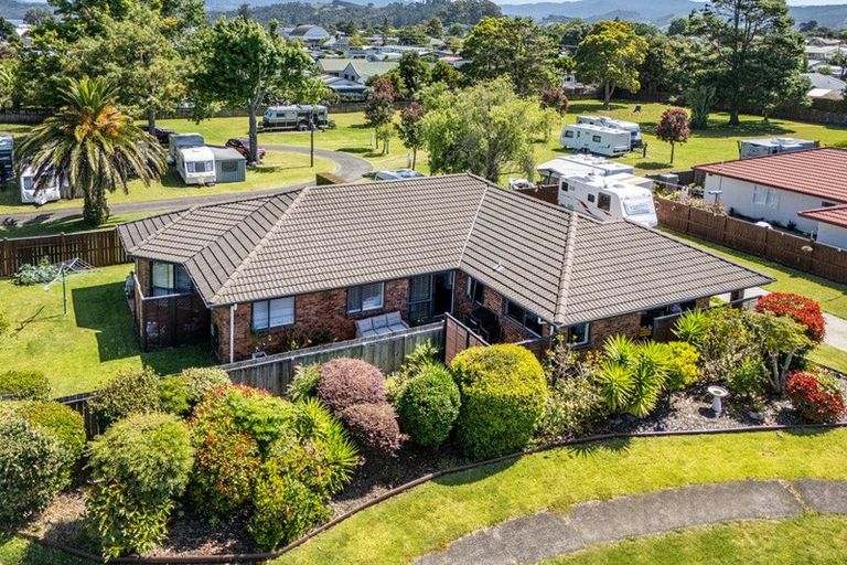 Photo of property in 16 Cobham Lane, Whitianga, 3510