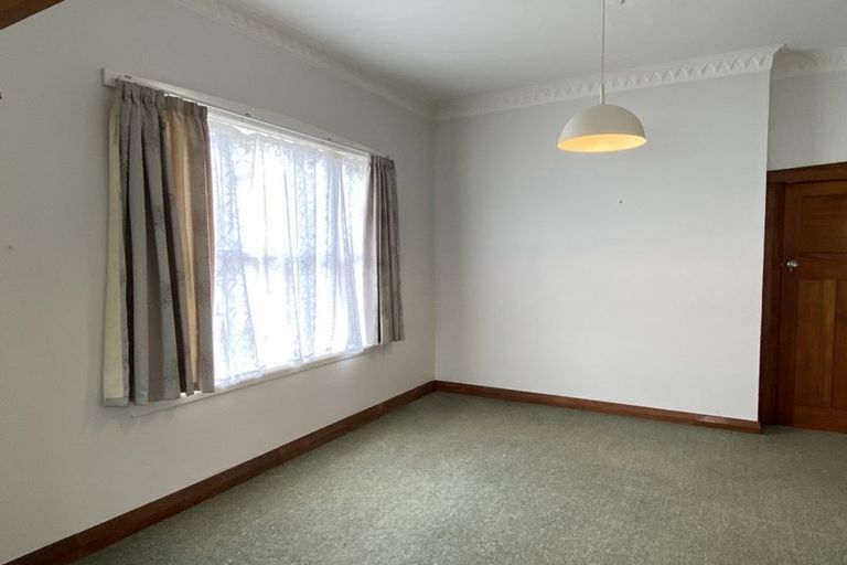 Photo of property in 7 Trafalgar Street, Johnsonville, Wellington, 6037