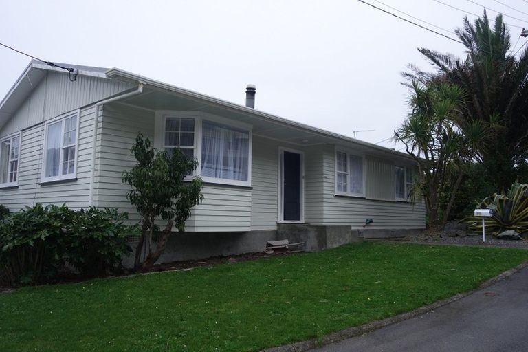 Photo of property in 9 Baffin Grove, Kingston, Wellington, 6021