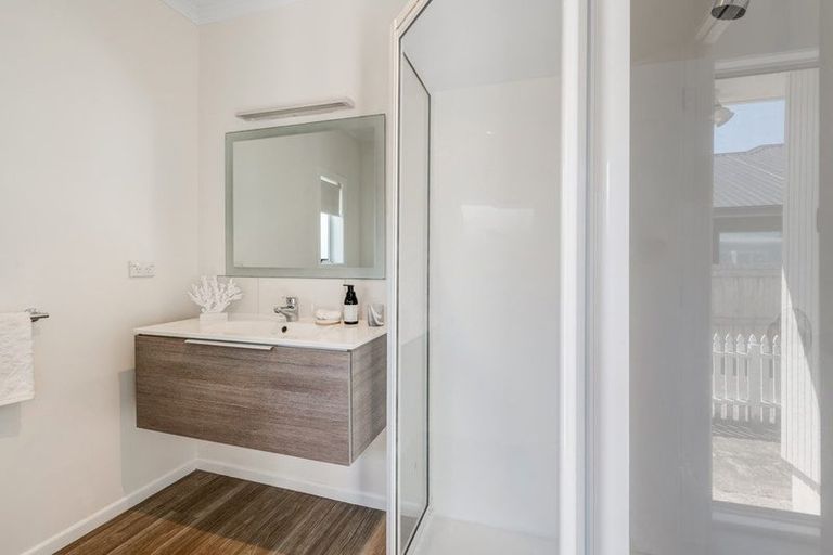 Photo of property in 85a Ladies Mile, Manly, Whangaparaoa, 0930