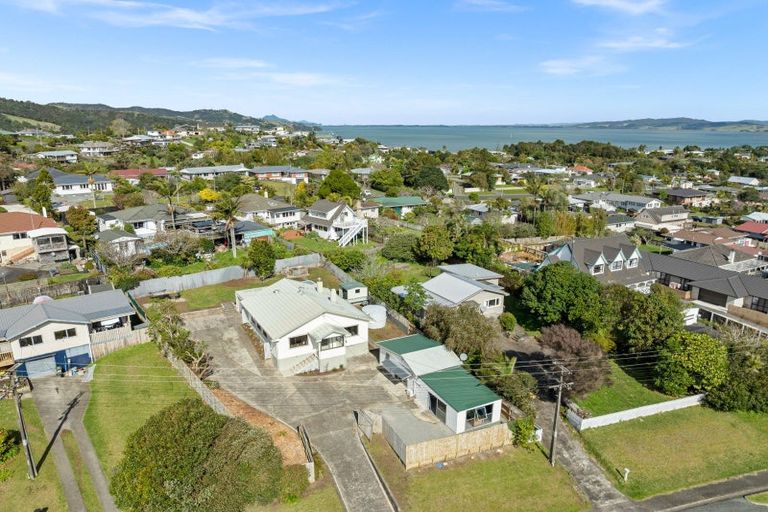 Photo of property in 8 Cartwright Road, Onerahi, Whangarei, 0110
