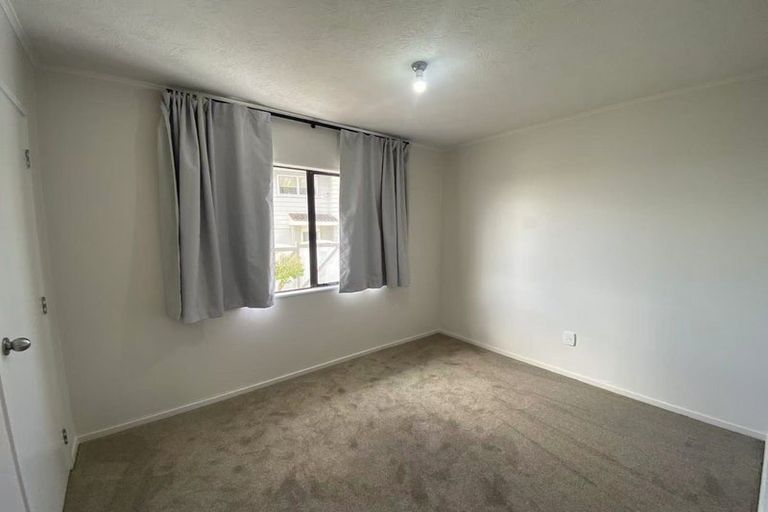 Photo of property in 23 Greenstone Place, Clover Park, Auckland, 2019