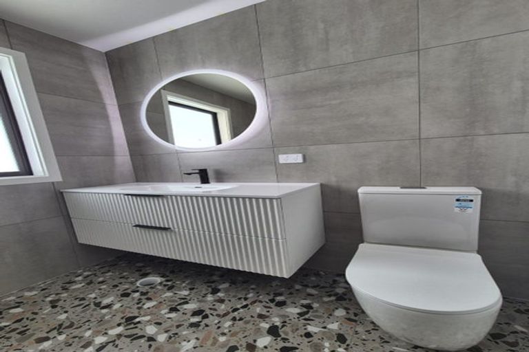 Photo of property in 16 Carlton Street, Melrose, Wellington, 6023