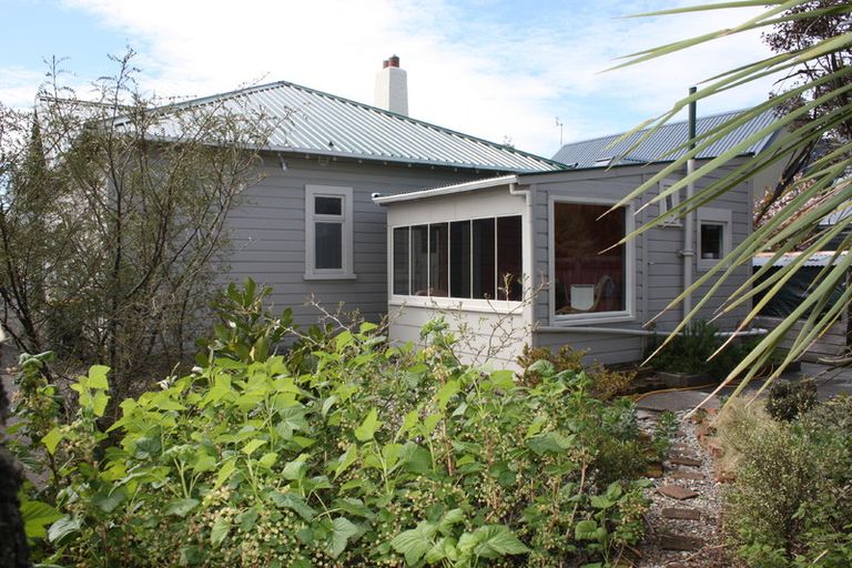 Photo of property in 10 Pretoria Avenue, Saint Clair, Dunedin, 9012