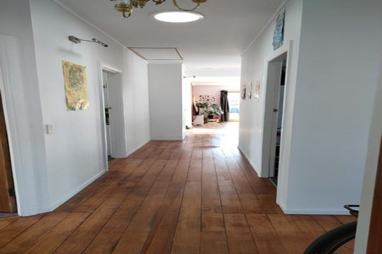 Photo of property in 145 Rongotai Road, Kilbirnie, Wellington, 6022