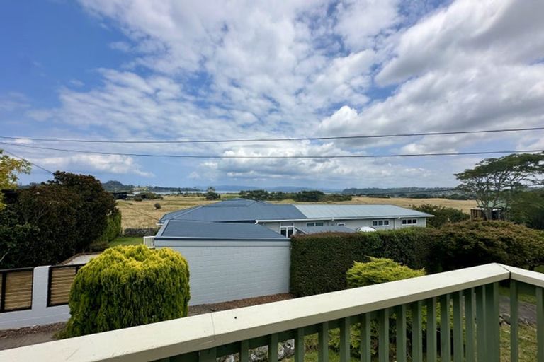 Photo of property in 9 Waiana Avenue, Mangere Bridge, Auckland, 2022