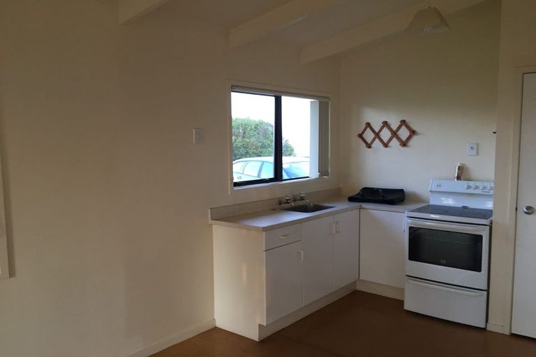 Photo of property in 175 Vaughans Road, Okura, Albany, 0792