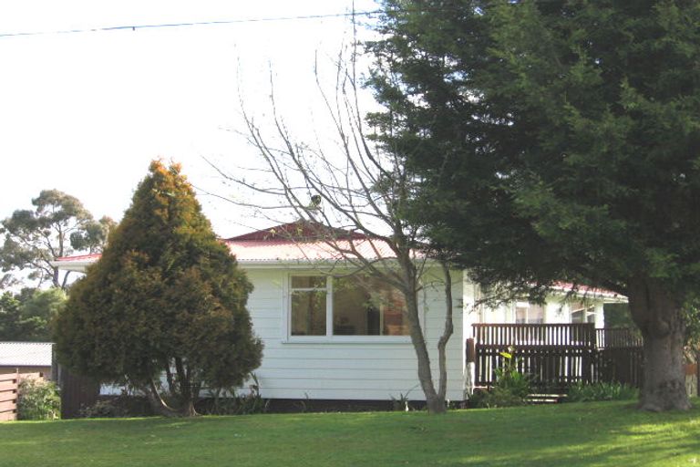 Photo of property in 12 Carlton Street, Bellevue, Tauranga, 3110