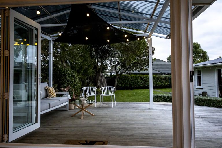 Photo of property in 151 Limbrick Street, Terrace End, Palmerston North, 4410