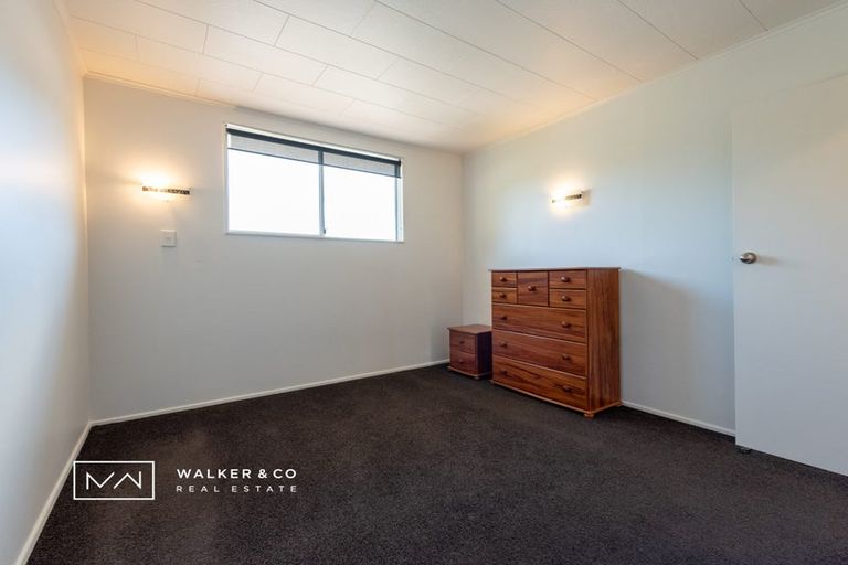 Photo of property in 4 Flavia Grove, Clouston Park, Upper Hutt, 5018