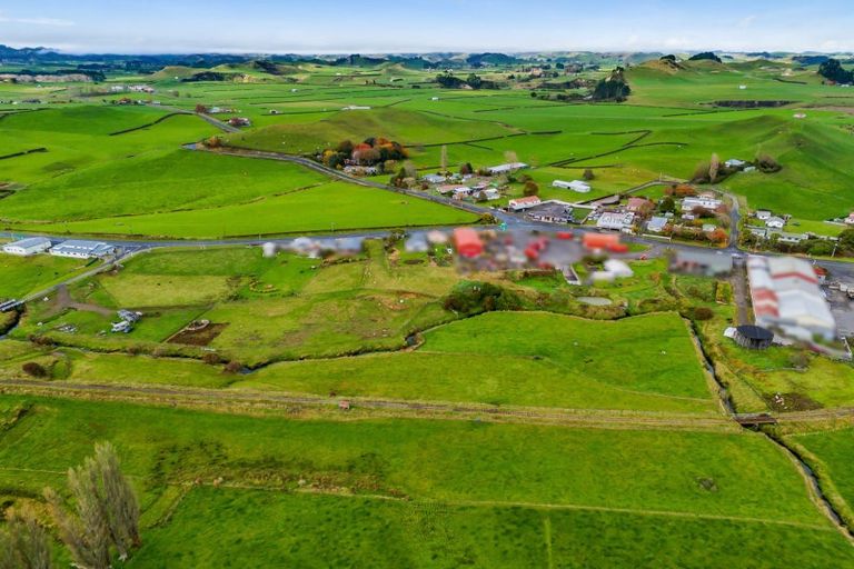 Photo of property in 15 Station Road, Toko, Stratford, 4392