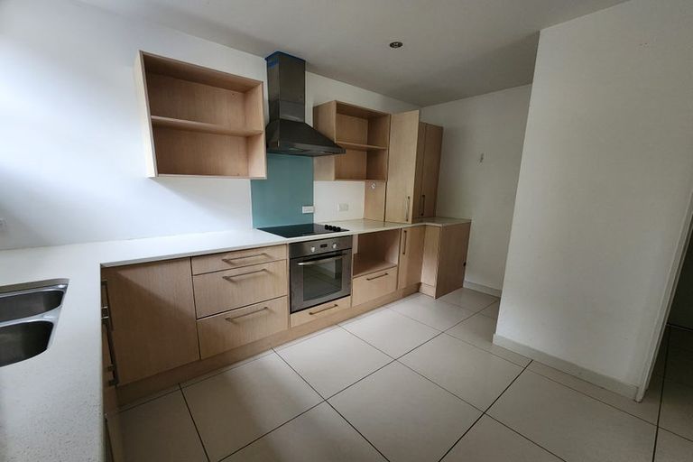 Photo of property in 9 Court Road, Tawa, Wellington, 5028