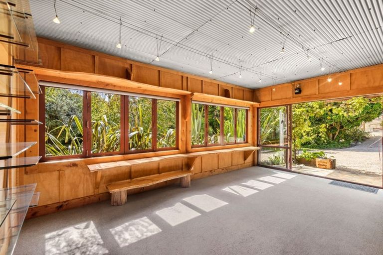 Photo of property in 15 Tukurua Road, Parapara, Takaka, 7182