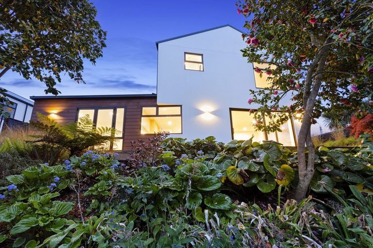 Photo of property in 80c Clyde Road, Ilam, Christchurch, 8041