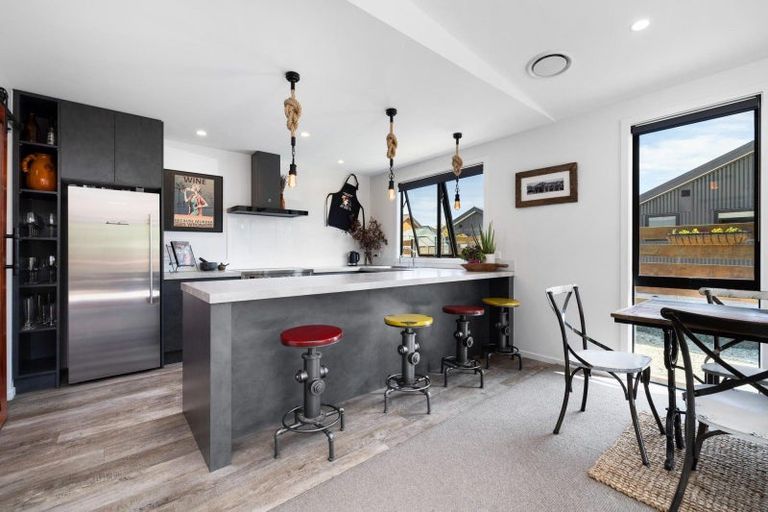 Photo of property in 2 Mulbury Way, Lower Shotover, Queenstown, 9304