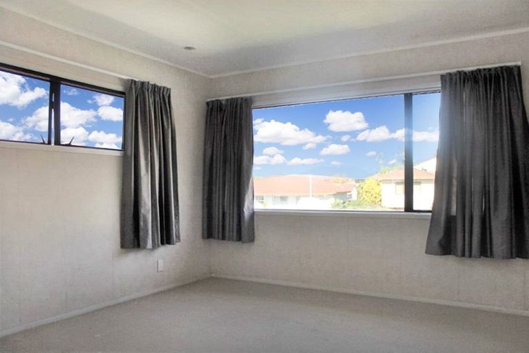 Photo of property in 7 Spears Place, Botany Downs, Auckland, 2010