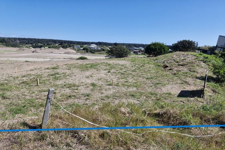 Photo of property in 35 Achilles Avenue, Waitarere, Levin, 5510