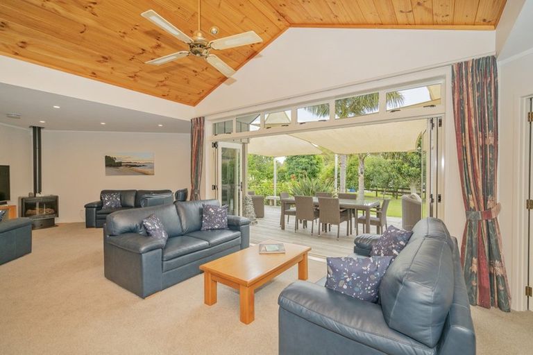 Photo of property in 13 Kawhero Drive, Kuaotunu, Whitianga, 3592