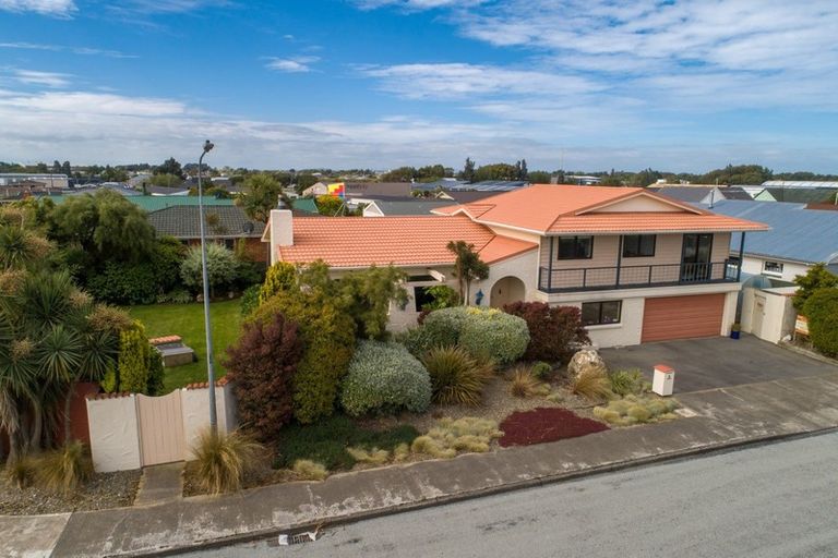 Photo of property in 2 Falcon Street, Newfield, Invercargill, 9812