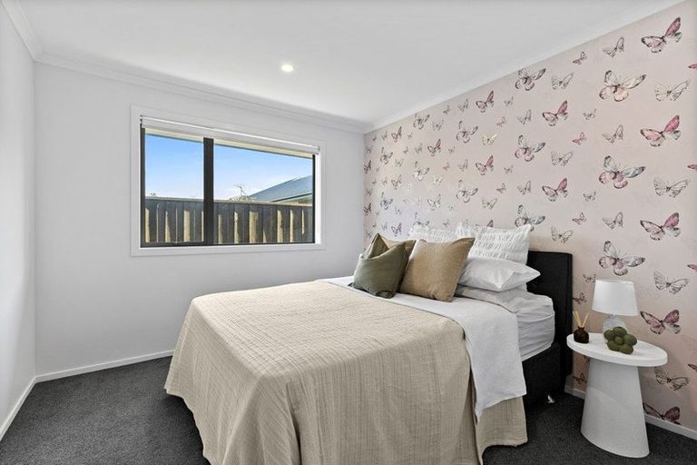 Photo of property in 102 Ledbury Drive, Rolleston, 7615