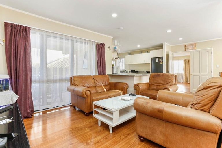 Photo of property in 50 Ranfurly Road, Papatoetoe, Auckland, 2104