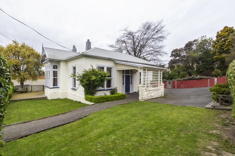 Photo of property in 19 Lune Street, South Hill, Oamaru, 9400