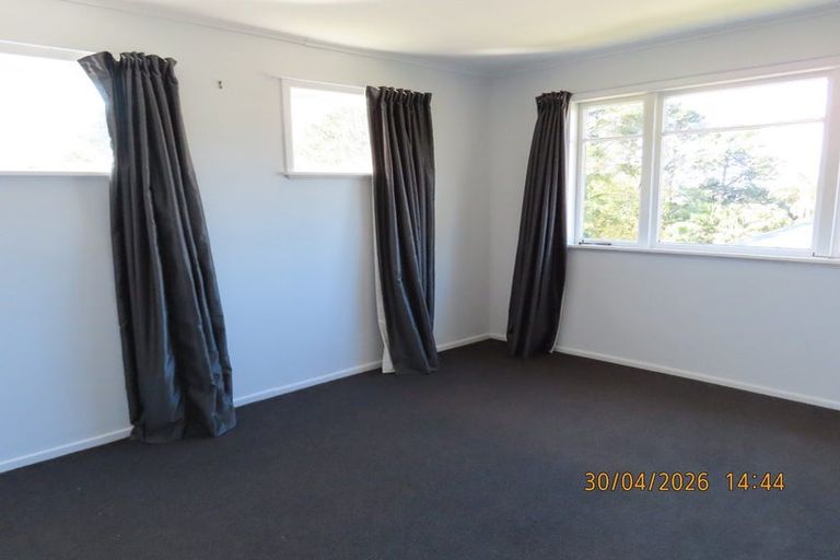 Photo of property in 39 Mcclintock Road, Massey, Auckland, 0614