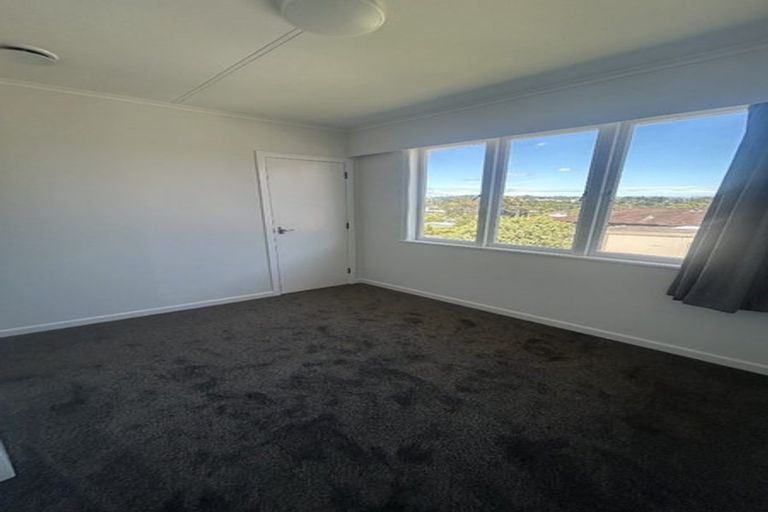 Photo of property in 71 Heaphy Street, Blockhouse Bay, Auckland, 0600
